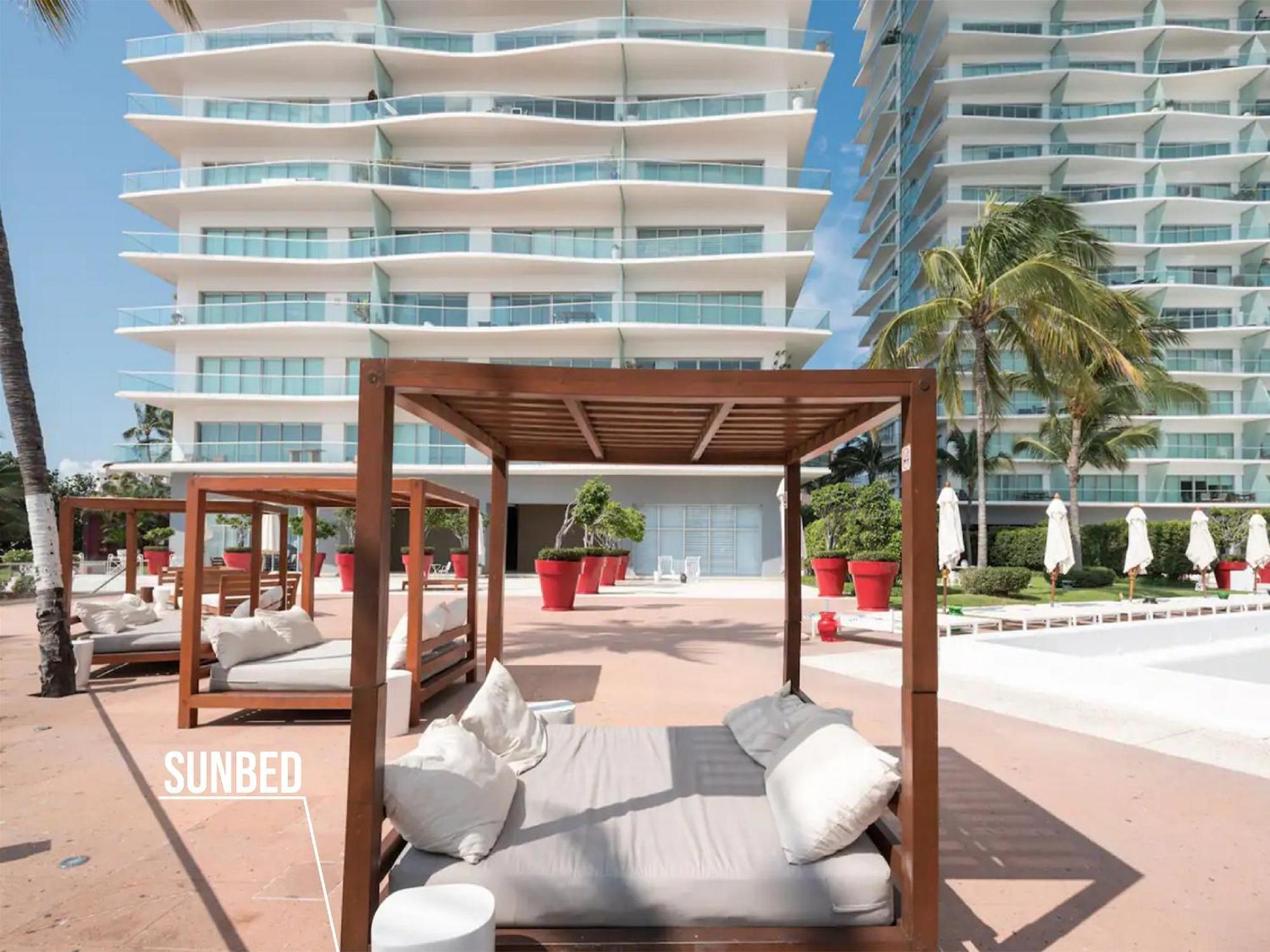 Icon Vallarta Beach Front By Bamboo Skylife Puerto Vallarta Eksteriør bilde